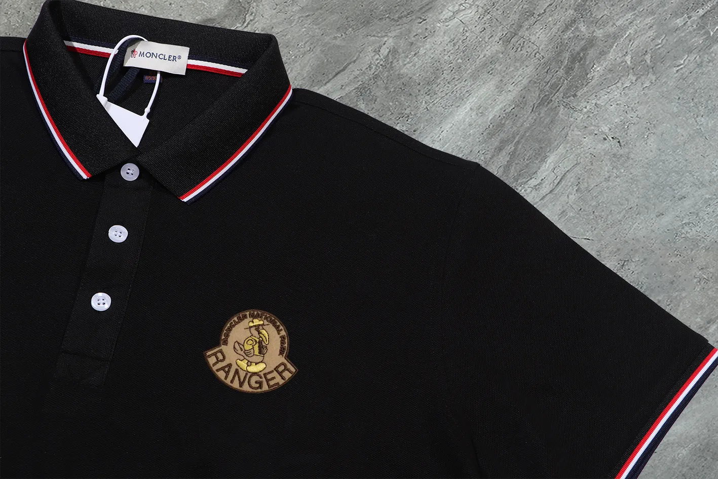 MONCLER~ 2026 New Arrival Quality POLO ， Breathable ， ， ， Quality。 ！ ， ！ LOGO Quality ：Black，White，Gray，Royal Blue Sizes：M~L~XL~2XL~3XL
